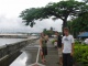 Une promenade dans la ville en bord de mer. On profite d'une acc…