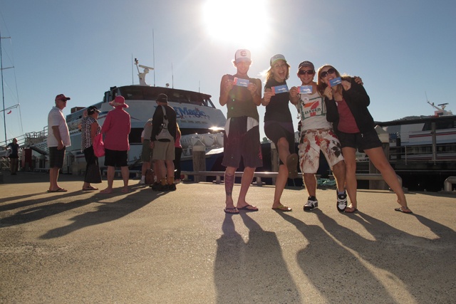 Tickets d'embarquement en main, soleil radieux, nous sommes pr&e…